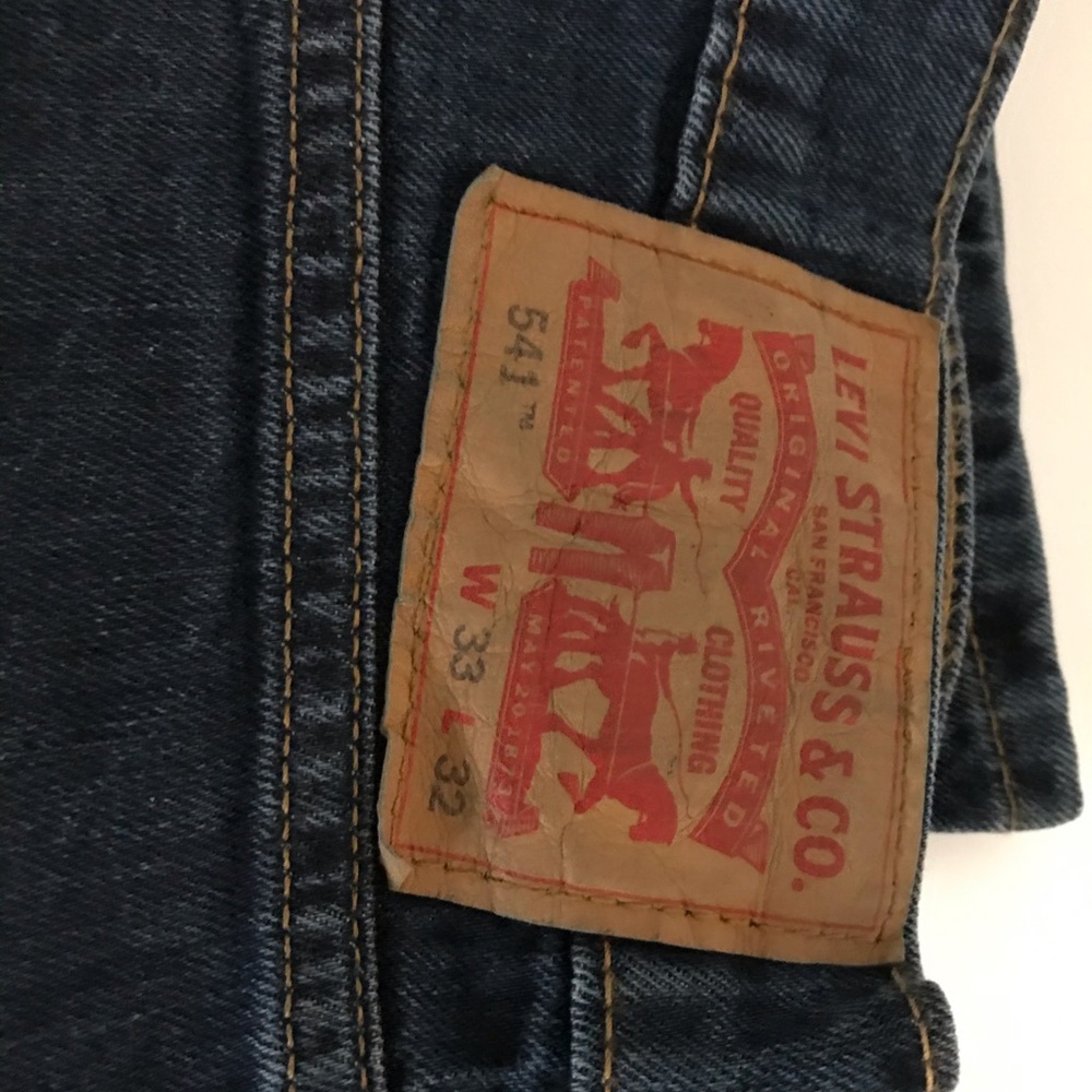 Levi 541 Straight Leg Prewashed New No Tags 33x32